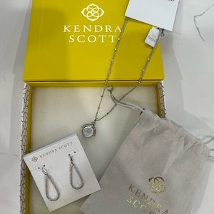 Kendra Scott with tags, silver and mother of pearl necklace